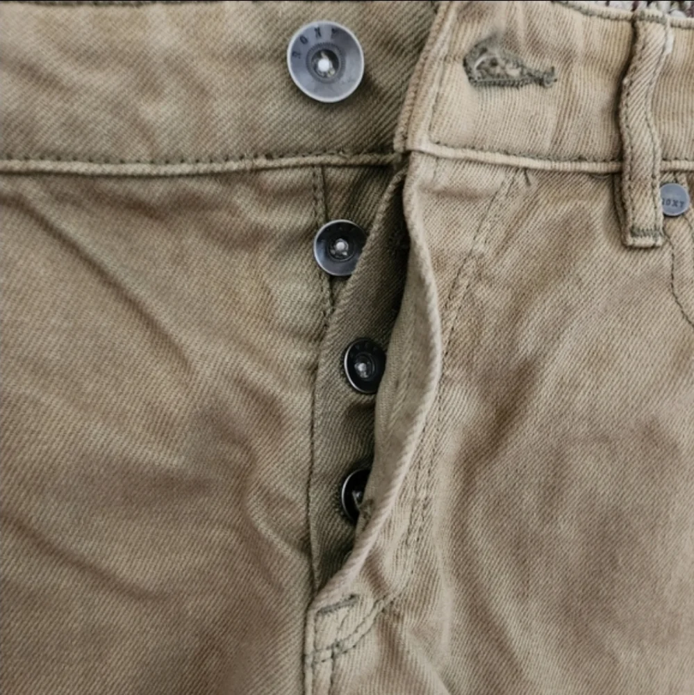 Roxy Embroidered Denim Cut Off Shorts Tan Size 26